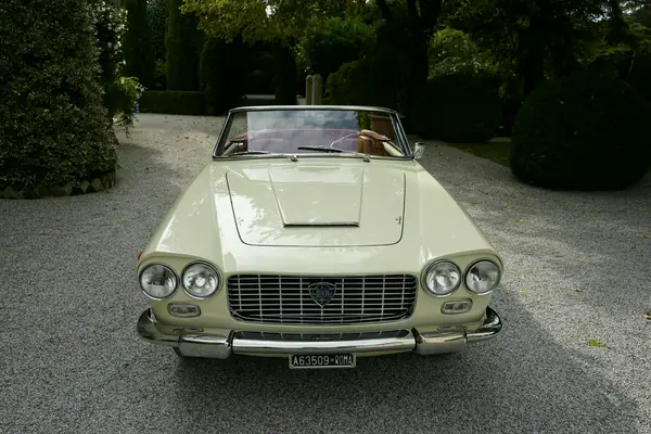 Lancia Flaminia Convertibile Touring - Frontale