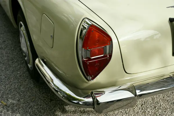 Lancia Flaminia Convertibile Touring - Fanale posteriore