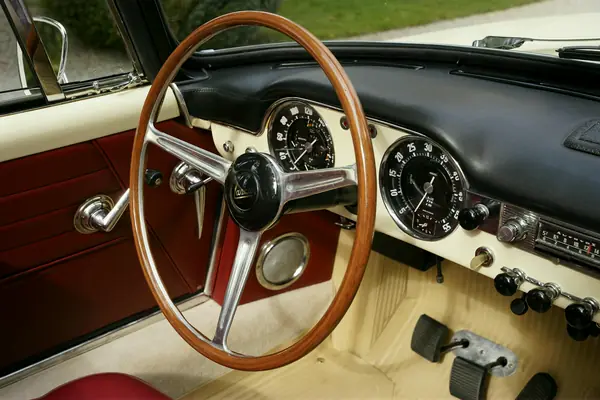 Lancia Flaminia Convertibile Touring - Volante in legno